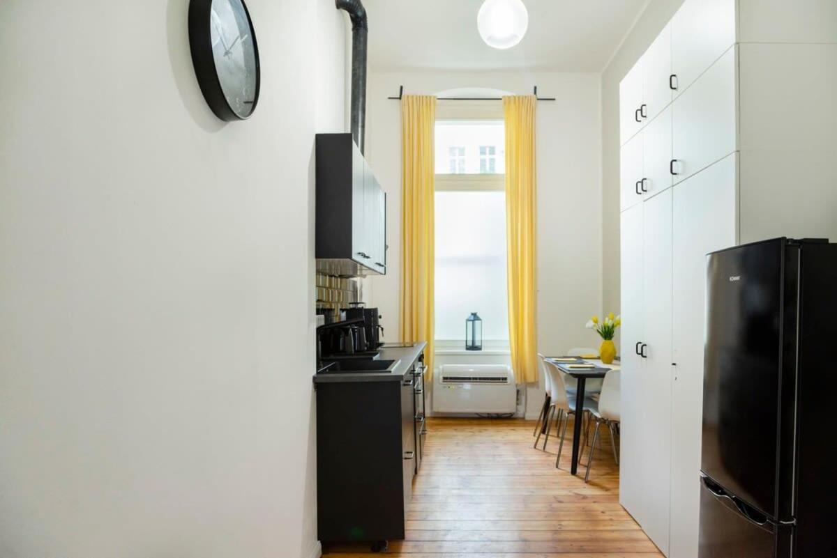 Modern Plus Ac Plus Selfcheckin Берлін Екстер'єр фото